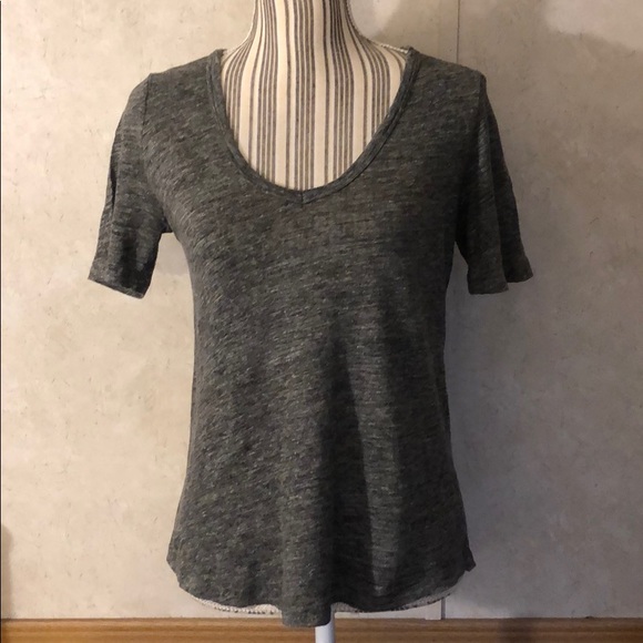 Banana Republic Tops - Banana Republic tee